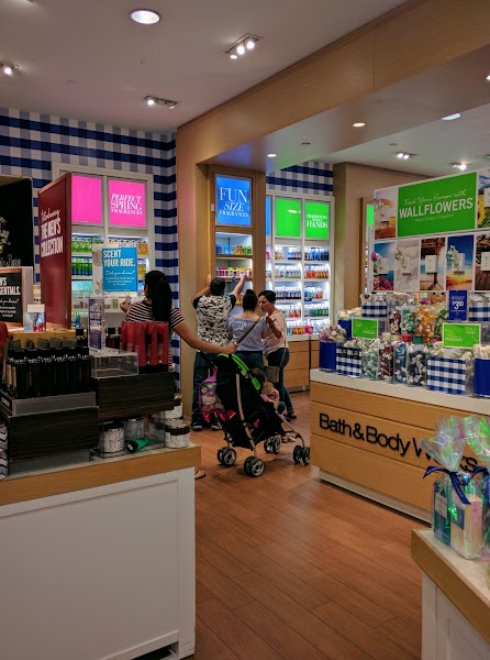 Bath & Body Works