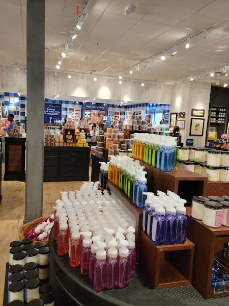 Bath & Body Works