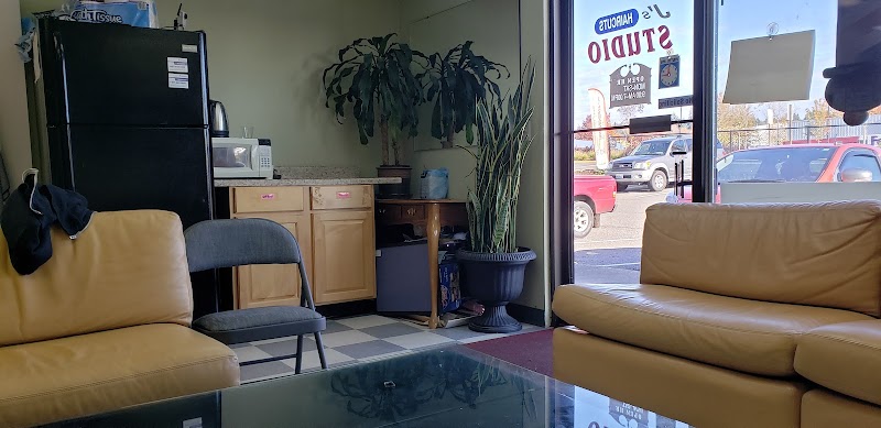 Mens Haircut in Federal Way WA