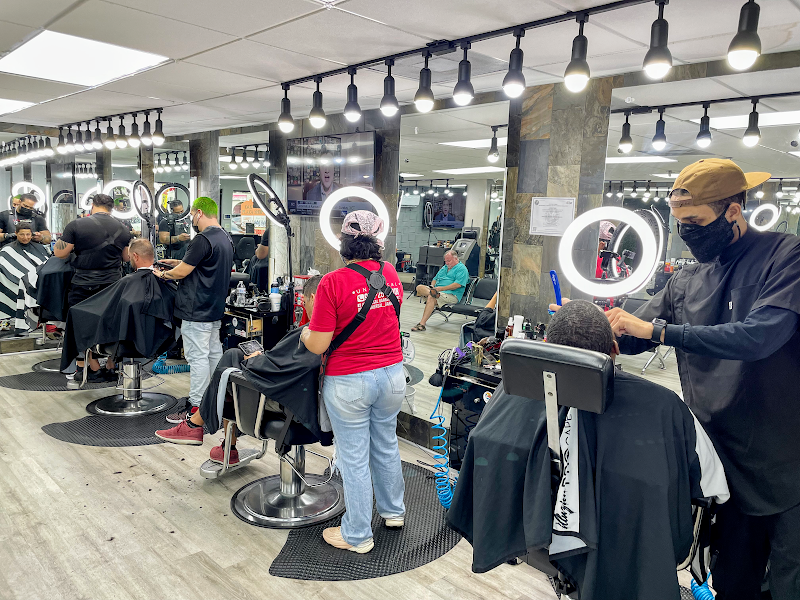 Mens Haircut in Hollywood FL