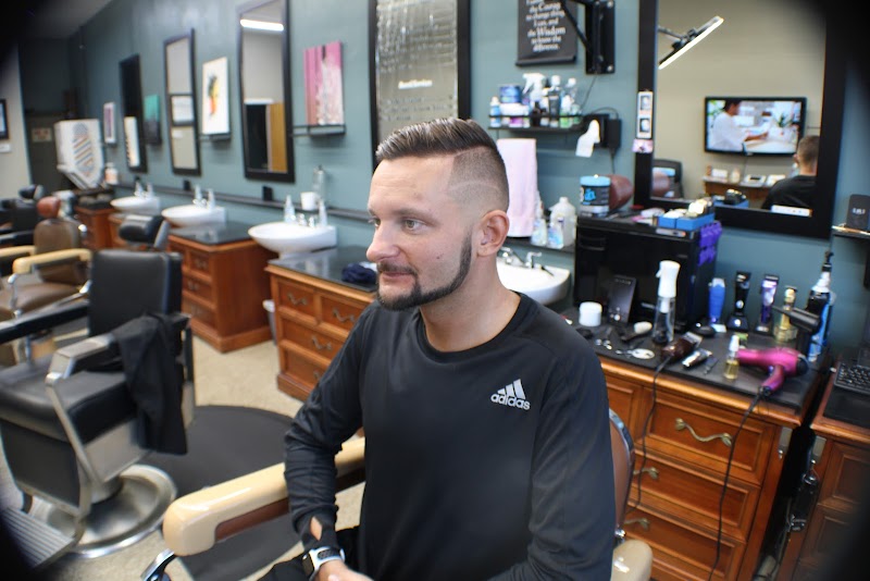 Mens Haircut in Parma OH