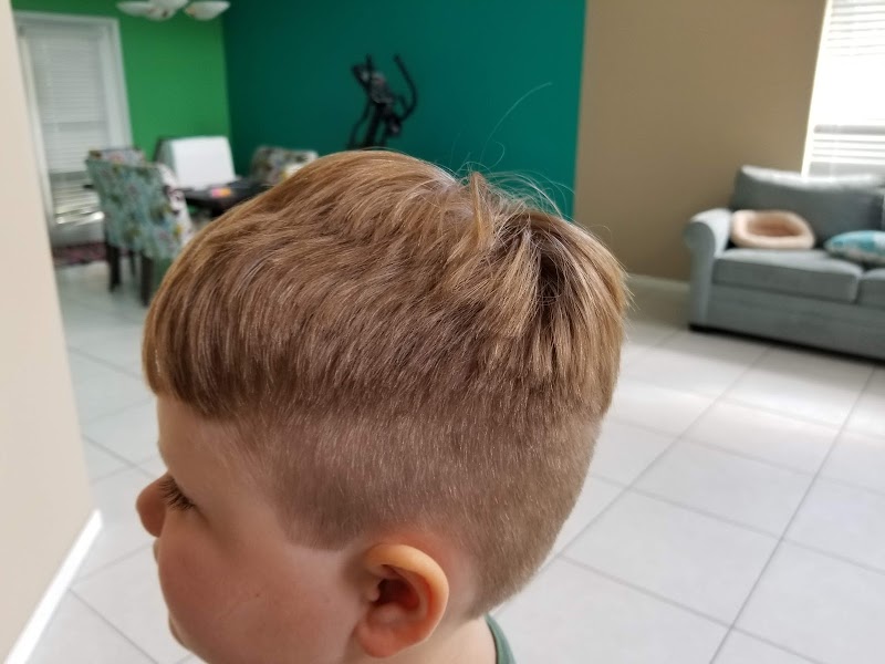 Mens Haircut in Pembroke Pines FL