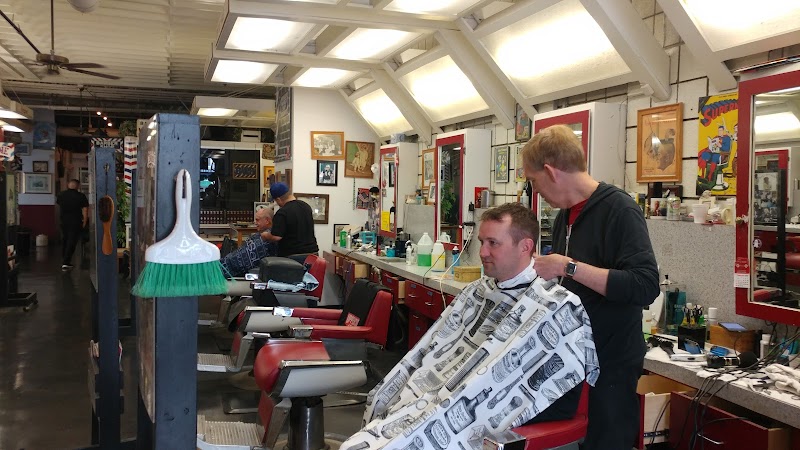 Mens Haircut in Santa Monica CA