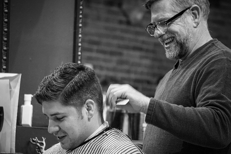 Mens Haircut in Seattle WA