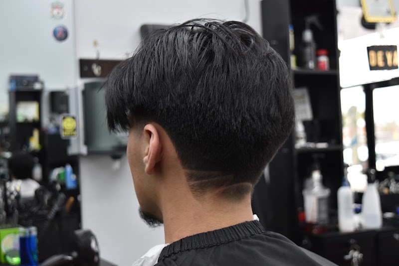Mens Haircut in Sugar Land TX